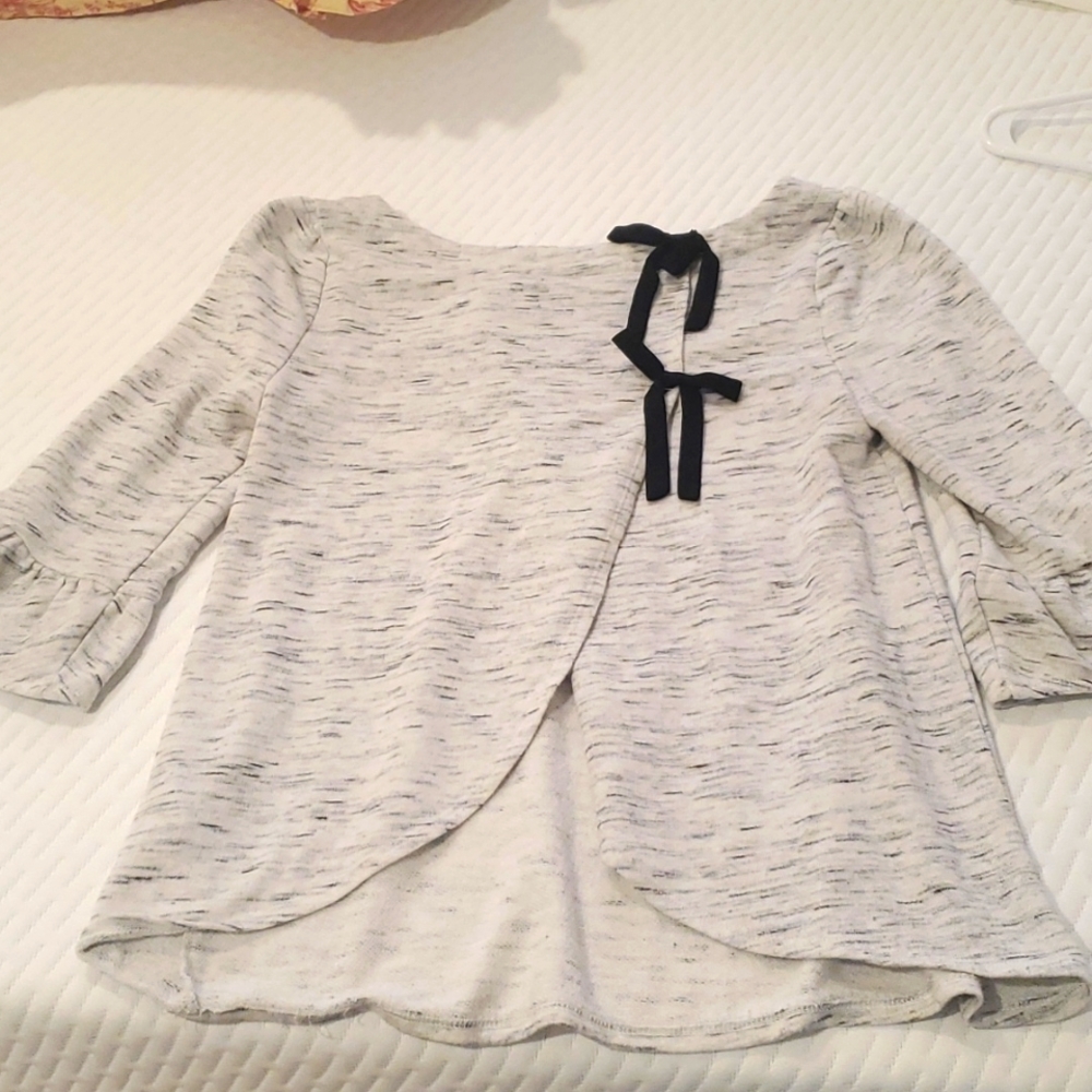 Modcloth XS back tie blouse